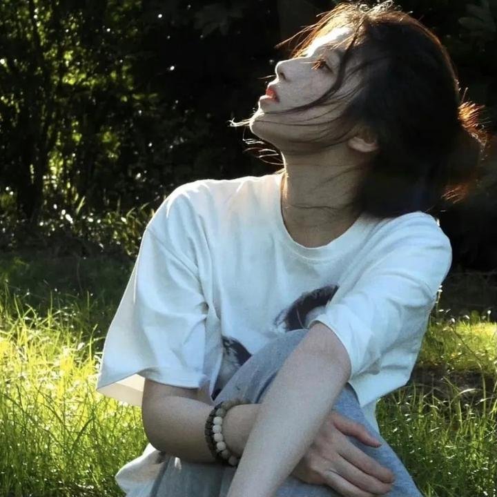 秋丰满月时